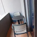 호텔 Zina 1 Minute Away From The Durrës